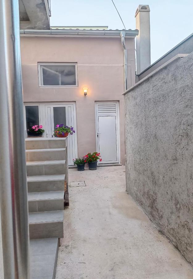 Apartman Gallery Freya Zadar Buitenkant foto