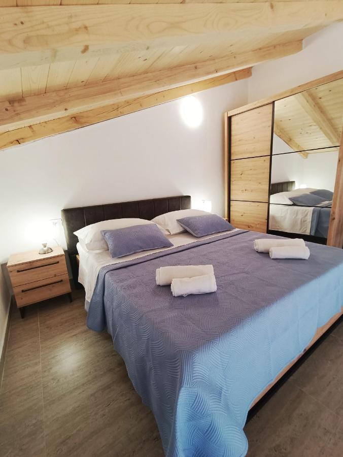 Apartman Gallery Freya Zadar Buitenkant foto